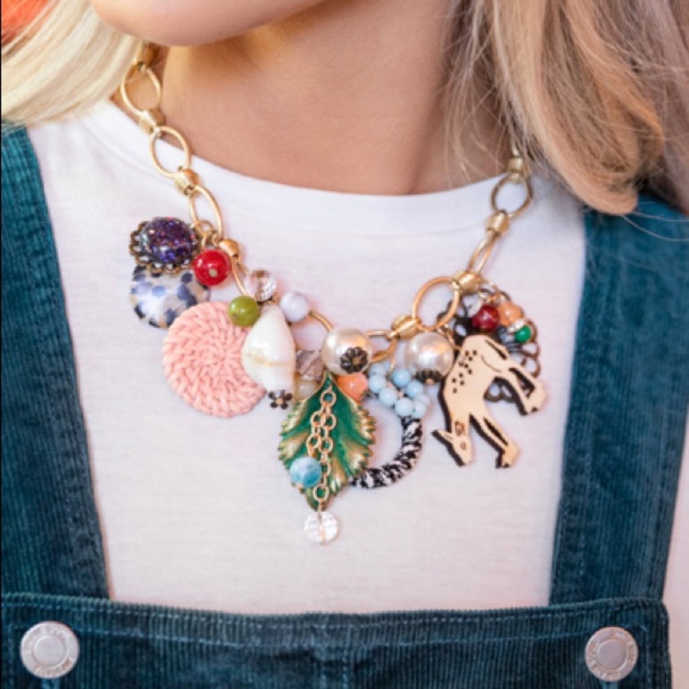 Statement piece necklace